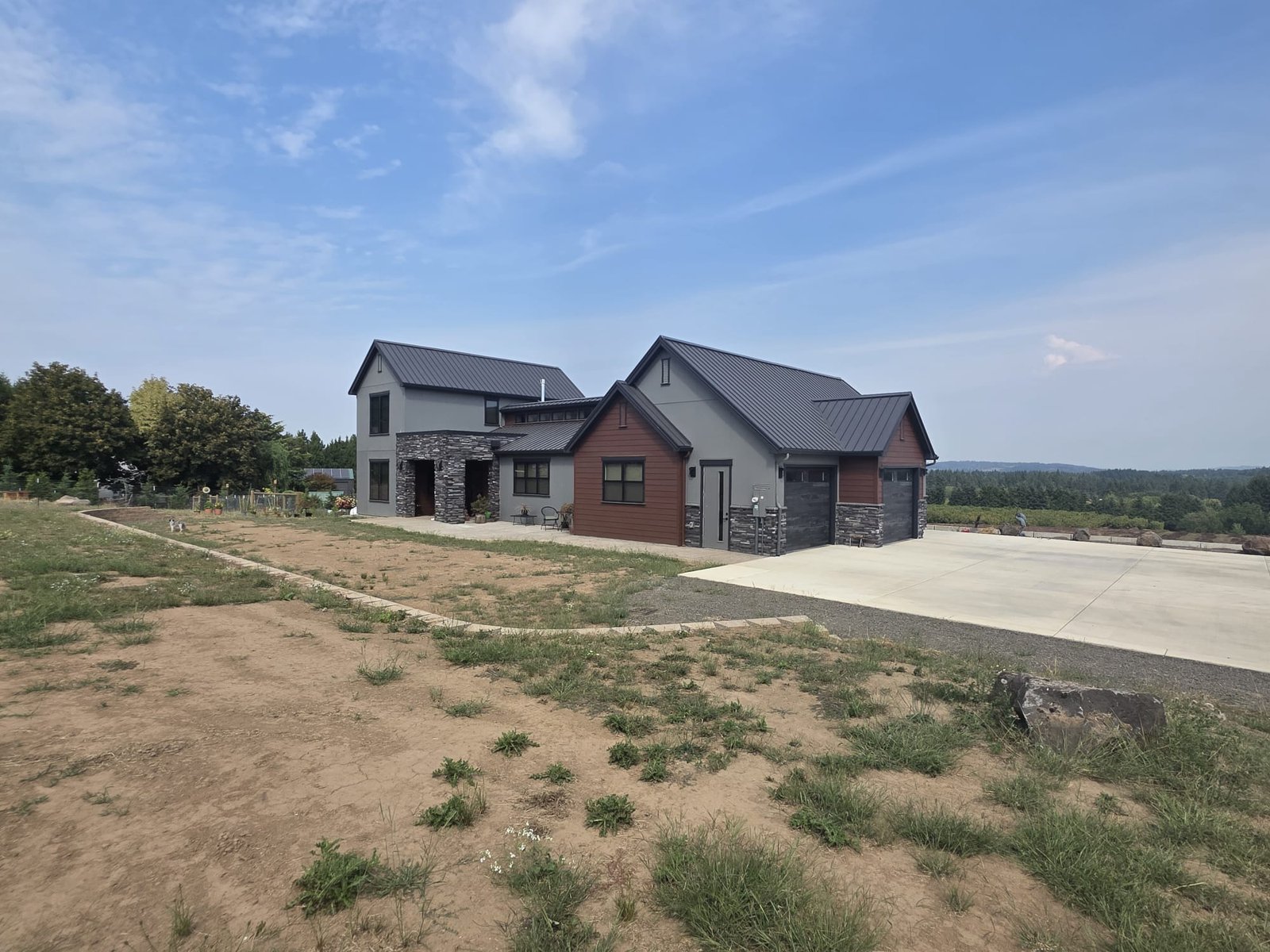 High-quality roofing work for a Salem, OR residential project